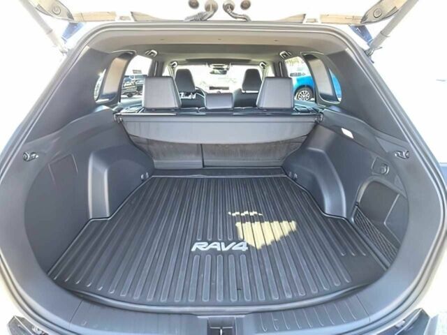 Белый Тойота РАВ 4, объемом двигателя 0 л и пробегом 11 тыс. км за 18000 $, фото 13 на Automoto.ua