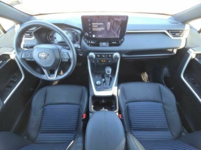 Белый Тойота РАВ 4, объемом двигателя 2.5 л и пробегом 30 тыс. км за 34000 $, фото 10 на Automoto.ua