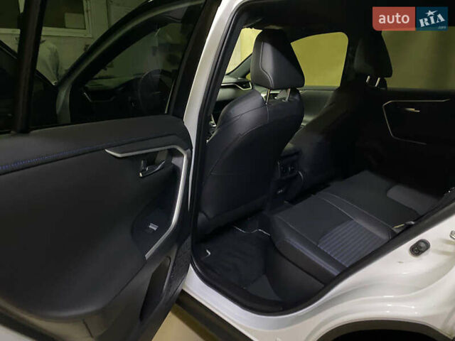 Белый Тойота РАВ 4, объемом двигателя 2.49 л и пробегом 13 тыс. км за 43700 $, фото 16 на Automoto.ua