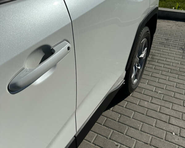 Белый Тойота РАВ 4, объемом двигателя 2.49 л и пробегом 66 тыс. км за 35000 $, фото 7 на Automoto.ua