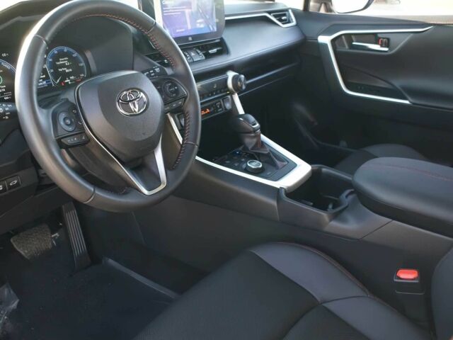 Білий Тойота РАВ 4, об'ємом двигуна 2.5 л та пробігом 16 тис. км за 15000 $, фото 8 на Automoto.ua