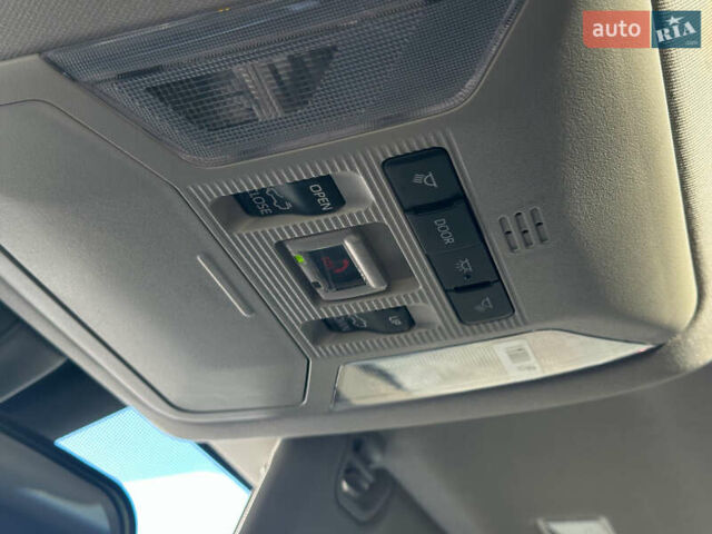 Білий Тойота РАВ 4, об'ємом двигуна 2.5 л та пробігом 27 тис. км за 34000 $, фото 26 на Automoto.ua