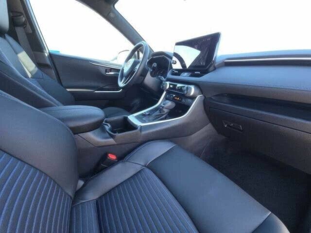 Белый Тойота РАВ 4, объемом двигателя 2.5 л и пробегом 30 тыс. км за 34000 $, фото 9 на Automoto.ua