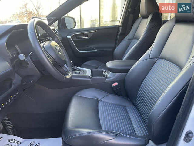 Белый Тойота РАВ 4, объемом двигателя 2.49 л и пробегом 32 тыс. км за 44900 $, фото 36 на Automoto.ua