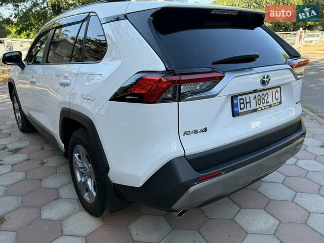 Білий Тойота РАВ 4, об'ємом двигуна 2.49 л та пробігом 8 тис. км за 39900 $, фото 4 на Automoto.ua