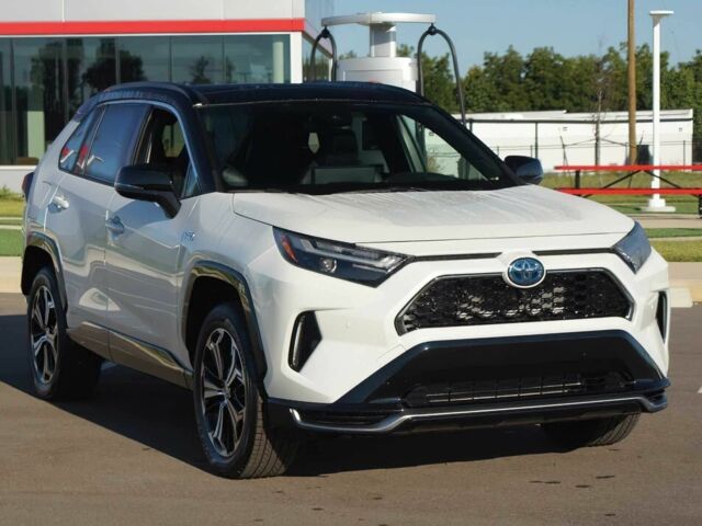 Білий Тойота РАВ 4, об'ємом двигуна 2.5 л та пробігом 16 тис. км за 15000 $, фото 2 на Automoto.ua