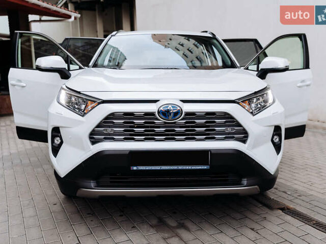 Белый Тойота РАВ 4, объемом двигателя 2.49 л и пробегом 10 тыс. км за 42900 $, фото 24 на Automoto.ua