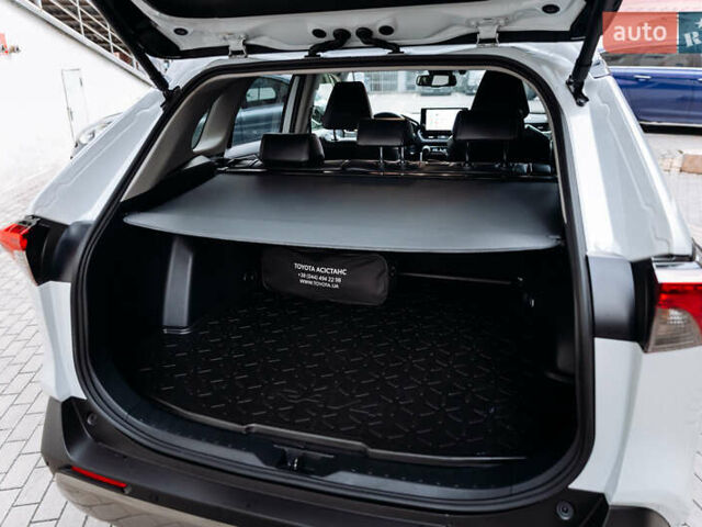 Белый Тойота РАВ 4, объемом двигателя 2.49 л и пробегом 10 тыс. км за 42900 $, фото 50 на Automoto.ua