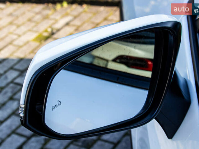 Белый Тойота РАВ 4, объемом двигателя 2.49 л и пробегом 3 тыс. км за 42000 $, фото 15 на Automoto.ua