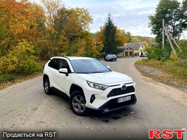 Білий Тойота РАВ 4, об'ємом двигуна 2.5 л та пробігом 1000 тис. км за 42000 $, фото 1 на Automoto.ua