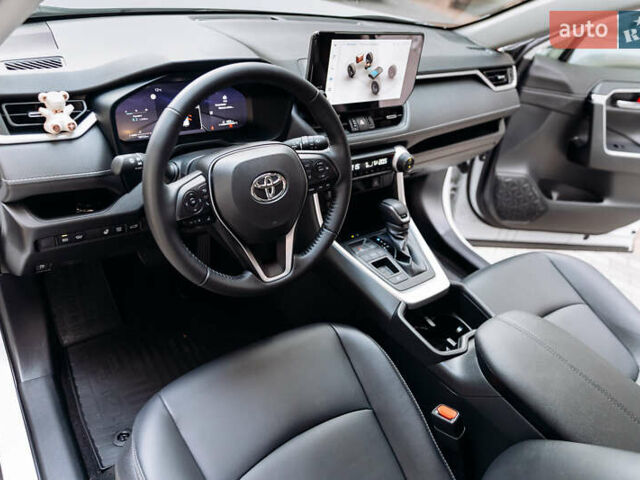 Белый Тойота РАВ 4, объемом двигателя 2.49 л и пробегом 10 тыс. км за 42900 $, фото 33 на Automoto.ua