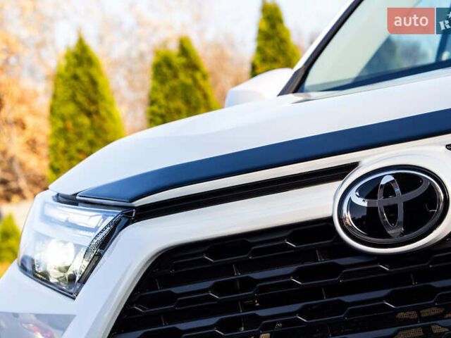 Белый Тойота РАВ 4, объемом двигателя 2.49 л и пробегом 3 тыс. км за 42000 $, фото 22 на Automoto.ua