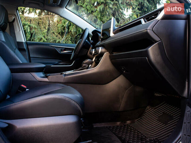 Белый Тойота РАВ 4, объемом двигателя 2.49 л и пробегом 3 тыс. км за 42000 $, фото 31 на Automoto.ua