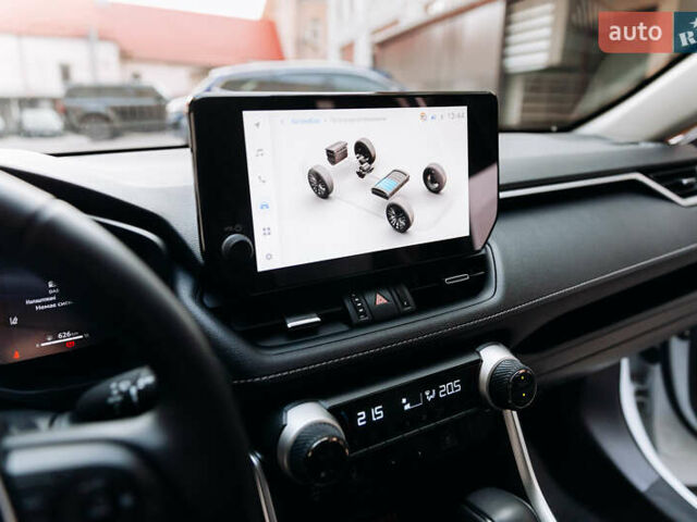 Белый Тойота РАВ 4, объемом двигателя 2.49 л и пробегом 10 тыс. км за 42900 $, фото 38 на Automoto.ua