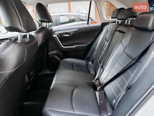 Белый Тойота РАВ 4, объемом двигателя 2.49 л и пробегом 10 тыс. км за 42900 $, фото 43 на Automoto.ua