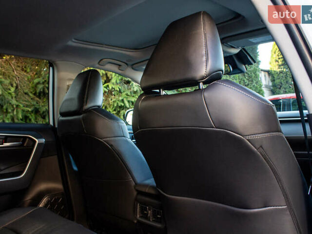 Белый Тойота РАВ 4, объемом двигателя 2.49 л и пробегом 3 тыс. км за 42000 $, фото 37 на Automoto.ua