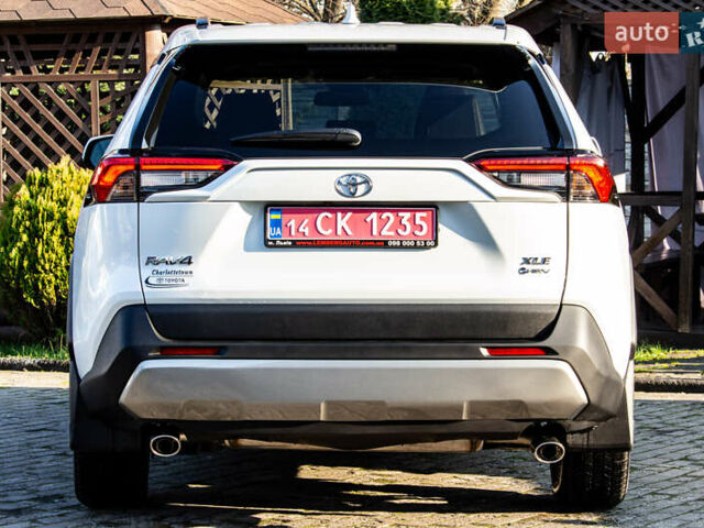 Белый Тойота РАВ 4, объемом двигателя 2.49 л и пробегом 3 тыс. км за 42000 $, фото 8 на Automoto.ua