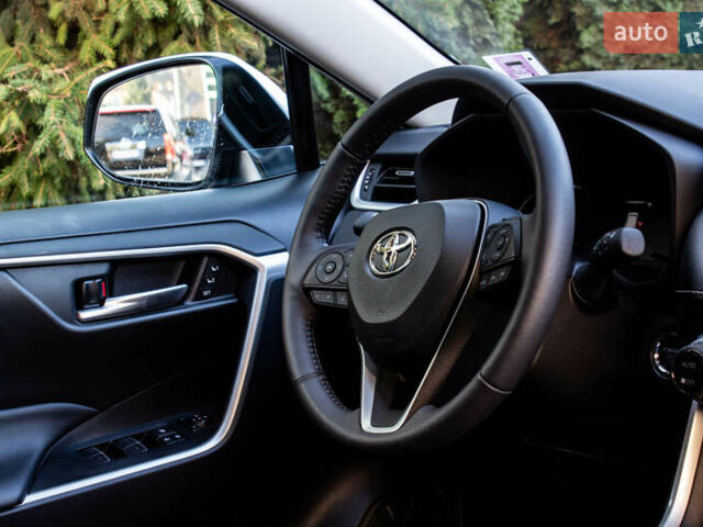 Белый Тойота РАВ 4, объемом двигателя 2.49 л и пробегом 3 тыс. км за 42000 $, фото 29 на Automoto.ua