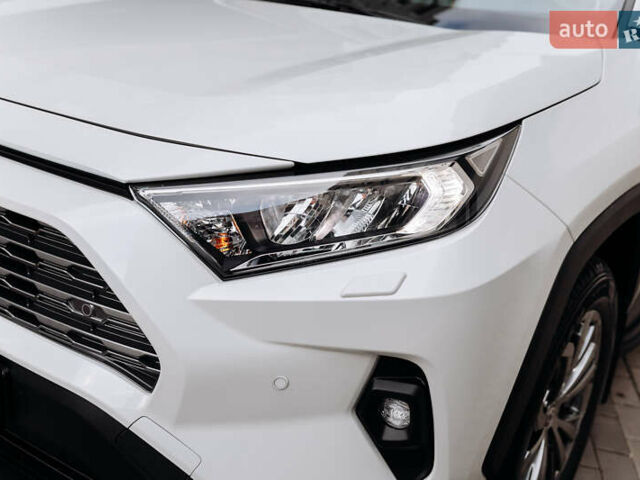 Белый Тойота РАВ 4, объемом двигателя 2.49 л и пробегом 10 тыс. км за 42900 $, фото 6 на Automoto.ua