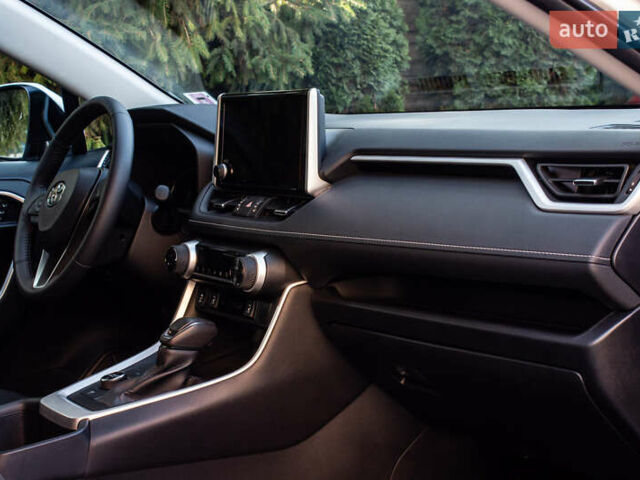 Белый Тойота РАВ 4, объемом двигателя 2.49 л и пробегом 3 тыс. км за 42000 $, фото 33 на Automoto.ua