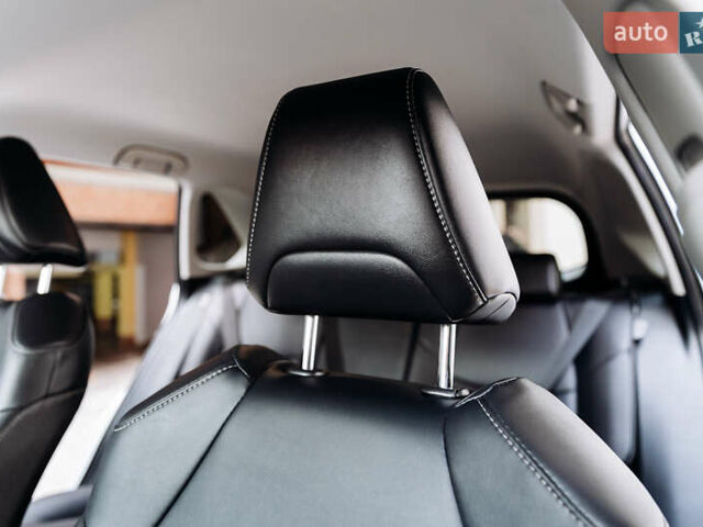 Белый Тойота РАВ 4, объемом двигателя 2.49 л и пробегом 10 тыс. км за 42900 $, фото 39 на Automoto.ua