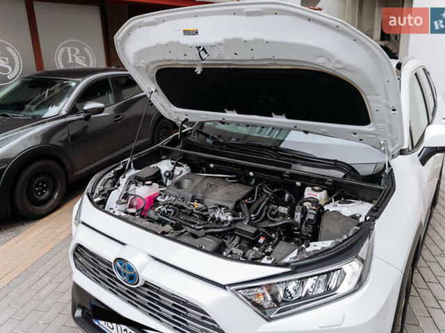 Белый Тойота РАВ 4, объемом двигателя 2.49 л и пробегом 10 тыс. км за 42900 $, фото 47 на Automoto.ua