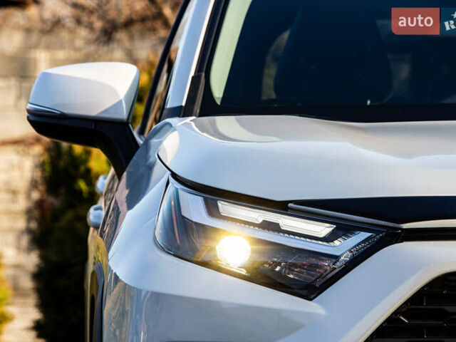 Белый Тойота РАВ 4, объемом двигателя 2.49 л и пробегом 3 тыс. км за 42000 $, фото 20 на Automoto.ua