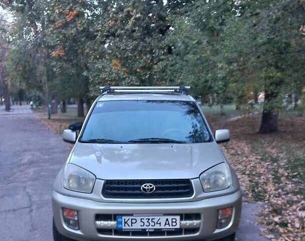 Бежевий Тойота РАВ 4, об'ємом двигуна 2 л та пробігом 280 тис. км за 7500 $, фото 2 на Automoto.ua