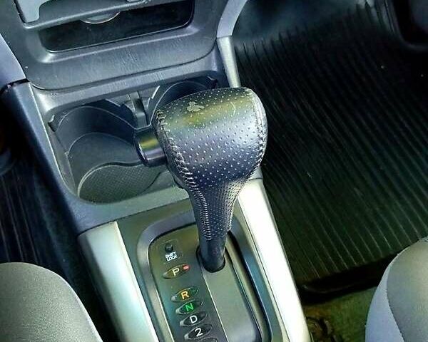 Бежевий Тойота РАВ 4, об'ємом двигуна 2 л та пробігом 260 тис. км за 5500 $, фото 3 на Automoto.ua