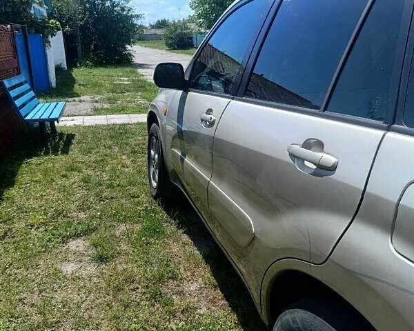 Бежевый Тойота РАВ 4, объемом двигателя 2 л и пробегом 200 тыс. км за 7800 $, фото 7 на Automoto.ua