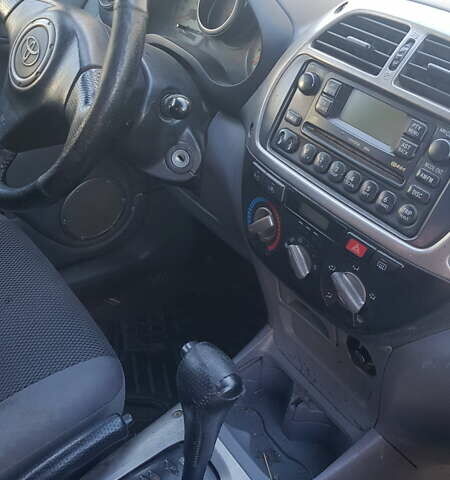 Бежевый Тойота РАВ 4, объемом двигателя 2 л и пробегом 300 тыс. км за 1500 $, фото 3 на Automoto.ua