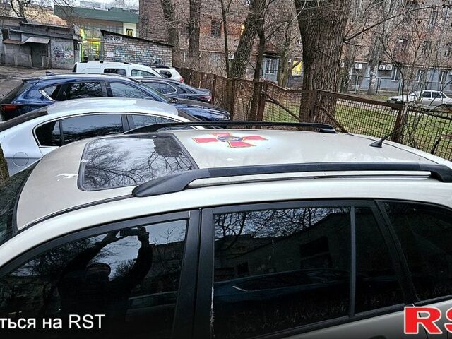 Бежевый Тойота РАВ 4, объемом двигателя 2 л и пробегом 245 тыс. км за 8000 $, фото 4 на Automoto.ua