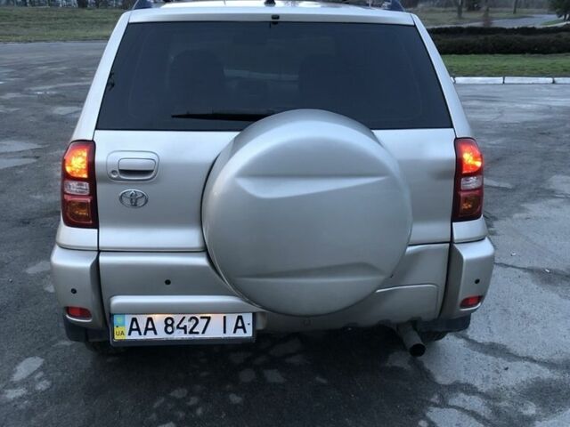 Бежевий Тойота РАВ 4, об'ємом двигуна 2 л та пробігом 330 тис. км за 8500 $, фото 5 на Automoto.ua