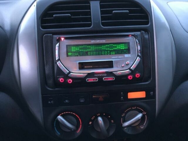 Бежевий Тойота РАВ 4, об'ємом двигуна 2 л та пробігом 330 тис. км за 8500 $, фото 8 на Automoto.ua