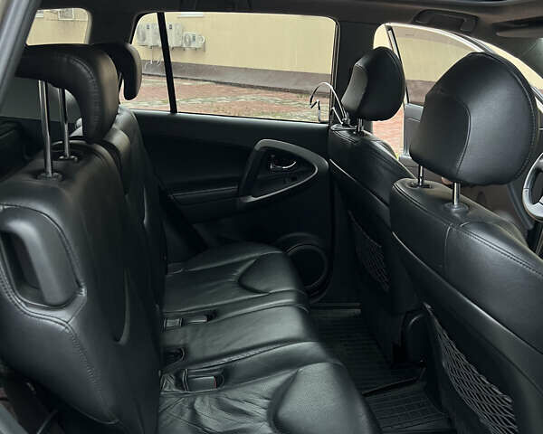 Бежевий Тойота РАВ 4, об'ємом двигуна 2 л та пробігом 230 тис. км за 10300 $, фото 14 на Automoto.ua