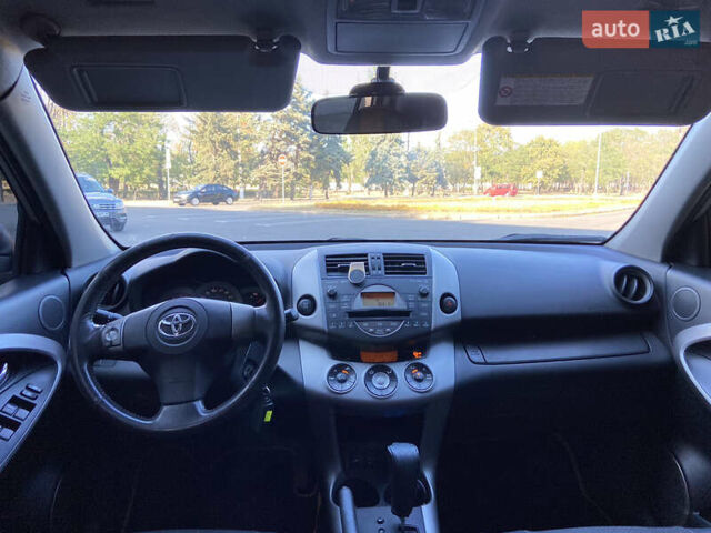 Бежевий Тойота РАВ 4, об'ємом двигуна 2 л та пробігом 253 тис. км за 9299 $, фото 17 на Automoto.ua