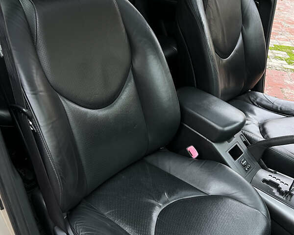 Бежевий Тойота РАВ 4, об'ємом двигуна 2 л та пробігом 230 тис. км за 10300 $, фото 8 на Automoto.ua