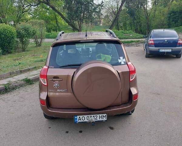 Бежевый Тойота РАВ 4, объемом двигателя 0 л и пробегом 197 тыс. км за 10000 $, фото 24 на Automoto.ua