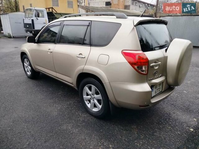Бежевий Тойота РАВ 4, об'ємом двигуна 2.36 л та пробігом 203 тис. км за 9300 $, фото 22 на Automoto.ua
