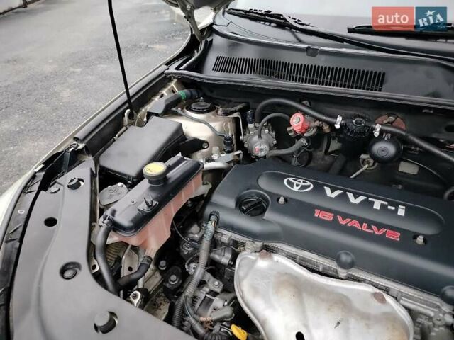 Бежевий Тойота РАВ 4, об'ємом двигуна 2.36 л та пробігом 203 тис. км за 9300 $, фото 8 на Automoto.ua