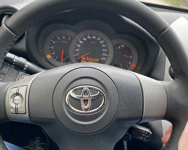 Тойота РАВ 4 2007 в Апостолове на Automoto.ua Бежевый Тойота РАВ 4, объемом двигателя 2.2 л и пробегом 192 тыс. км за 9000 $, фото 4 на Automoto.ua