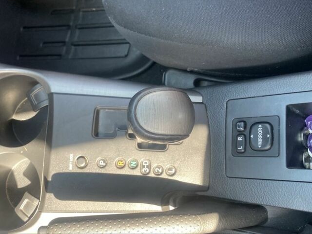 Бежевий Тойота РАВ 4, об'ємом двигуна 2 л та пробігом 130 тис. км за 7200 $, фото 8 на Automoto.ua