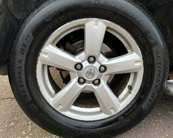 Бежевый Тойота РАВ 4, объемом двигателя 2 л и пробегом 160 тыс. км за 7950 $, фото 21 на Automoto.ua