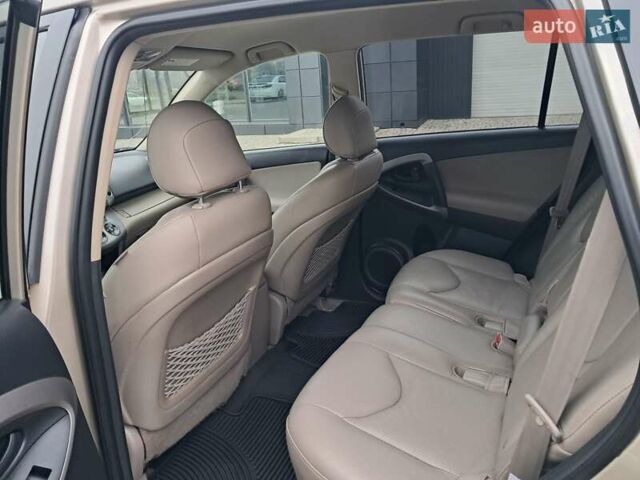Бежевый Тойота РАВ 4, объемом двигателя 3.46 л и пробегом 169 тыс. км за 10999 $, фото 10 на Automoto.ua