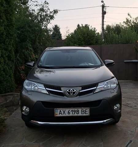 Бежевый Тойота РАВ 4, объемом двигателя 2.23 л и пробегом 130 тыс. км за 17500 $, фото 11 на Automoto.ua