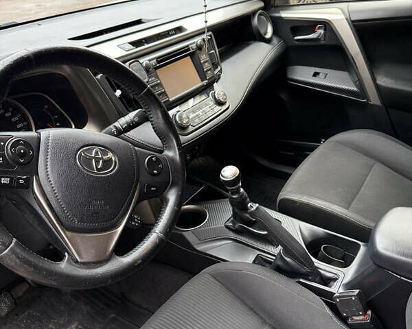 Бежевый Тойота РАВ 4, объемом двигателя 2.23 л и пробегом 114 тыс. км за 20000 $, фото 8 на Automoto.ua