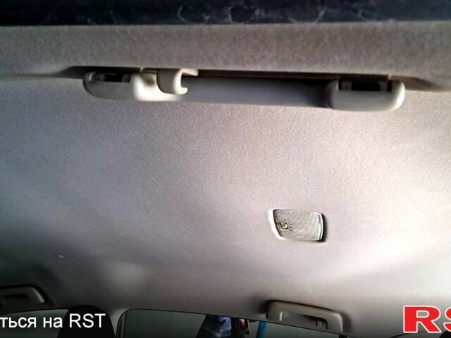 Бежевий Тойота РАВ 4, об'ємом двигуна 2.2 л та пробігом 131 тис. км за 16700 $, фото 3 на Automoto.ua