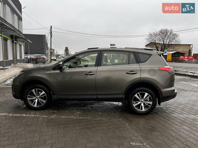 Бежевый Тойота РАВ 4, объемом двигателя 2.23 л и пробегом 167 тыс. км за 23500 $, фото 10 на Automoto.ua