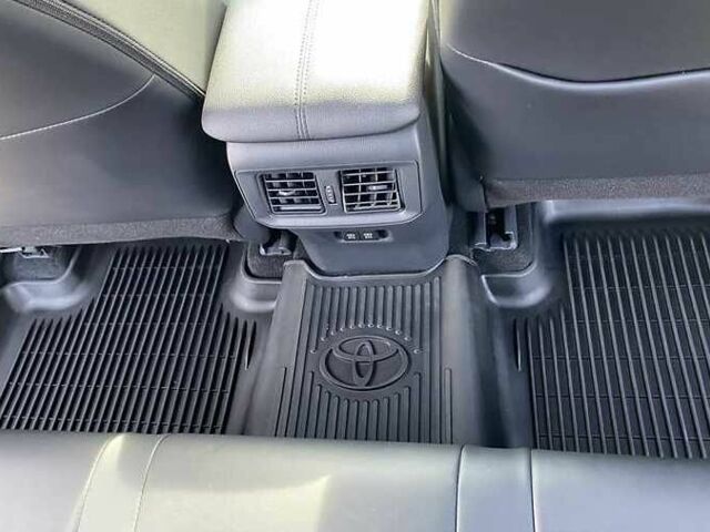 Тойота РАВ 4 2019 в Киеве на Automoto.ua Черный Тойота РАВ 4, объемом двигателя 2.5 л и пробегом 55 тыс. км за 22500 $, фото 18 на Automoto.ua