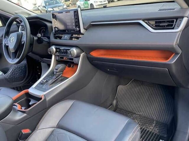 Тойота РАВ 4 2019 в Киеве на Automoto.ua Черный Тойота РАВ 4, объемом двигателя 2.5 л и пробегом 55 тыс. км за 22500 $, фото 11 на Automoto.ua